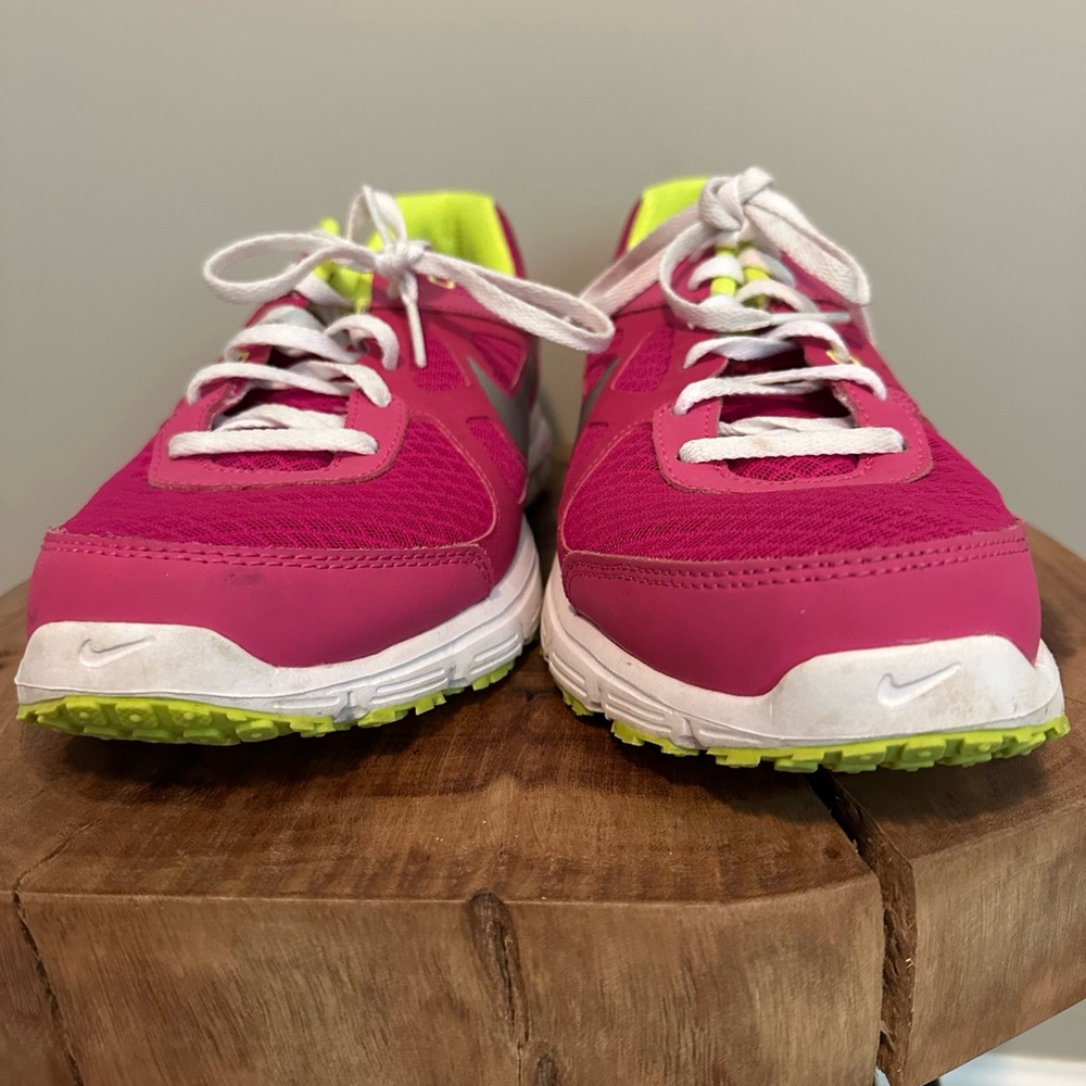 Nike Lunarlon women’s running shoe - Picture 4 of 9